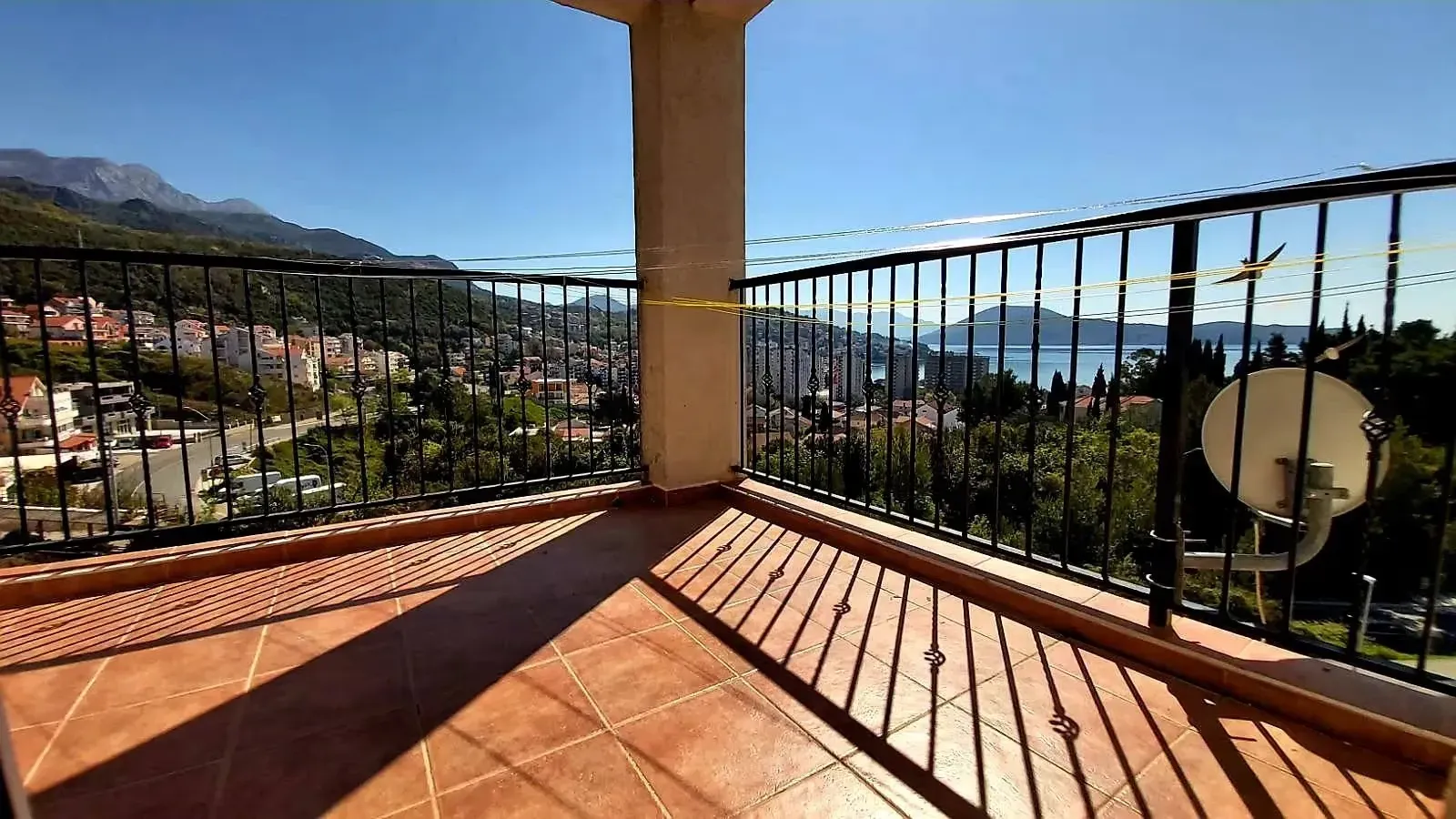 Prodaja, stan, 89m², Herceg Novi, Crna Gora