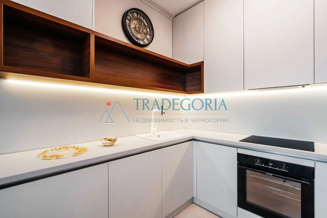 Prodaja, kuća, 220m², Reževići, Budva