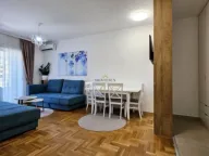 Izdavanje, jednosoban stan, 46m², Budva, Crna Gora - image 6