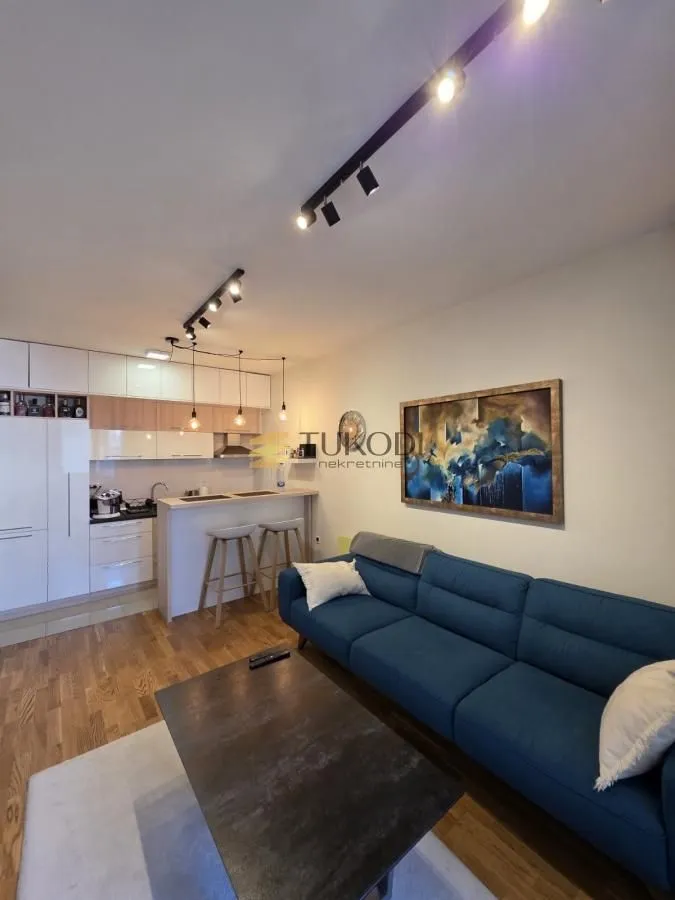 Prodaja, jednosoban stan, 44m², Sajmište, Novi Sad