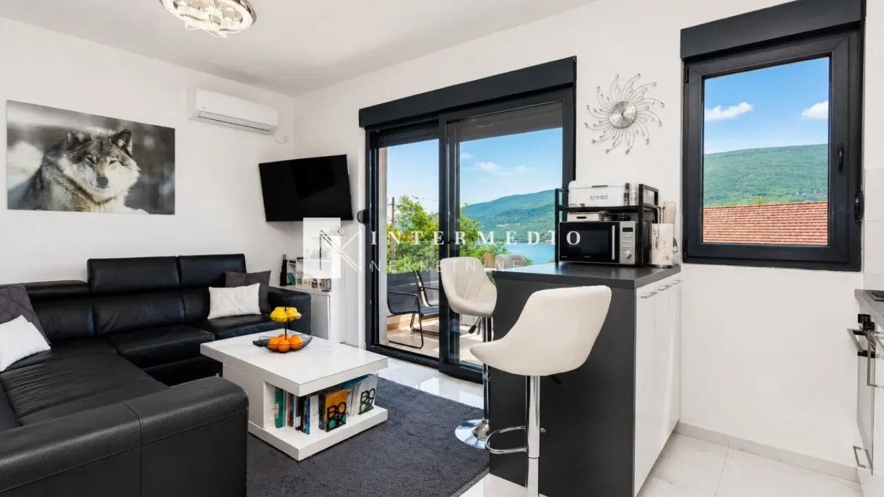 Sale, one bedroom apartment, 39m², Đenovići, Herceg Novi