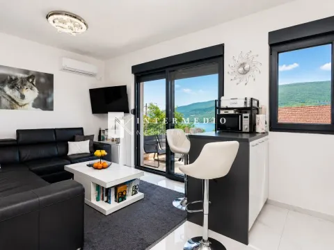 Prodaja, jednosoban stan, 39m², Đenovići, Herceg Novi - image 1