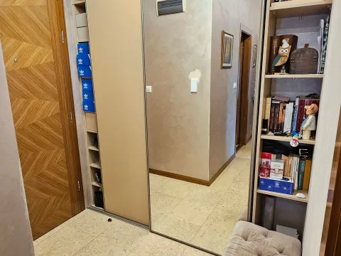 Izdavanje, dvosoban stan, 64m², Centar, Podgorica - image 4