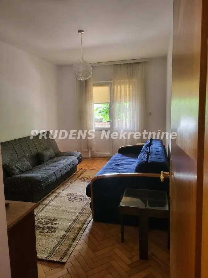 Izdavanje, dvosoban stan, 60m², Ledine, Beograd