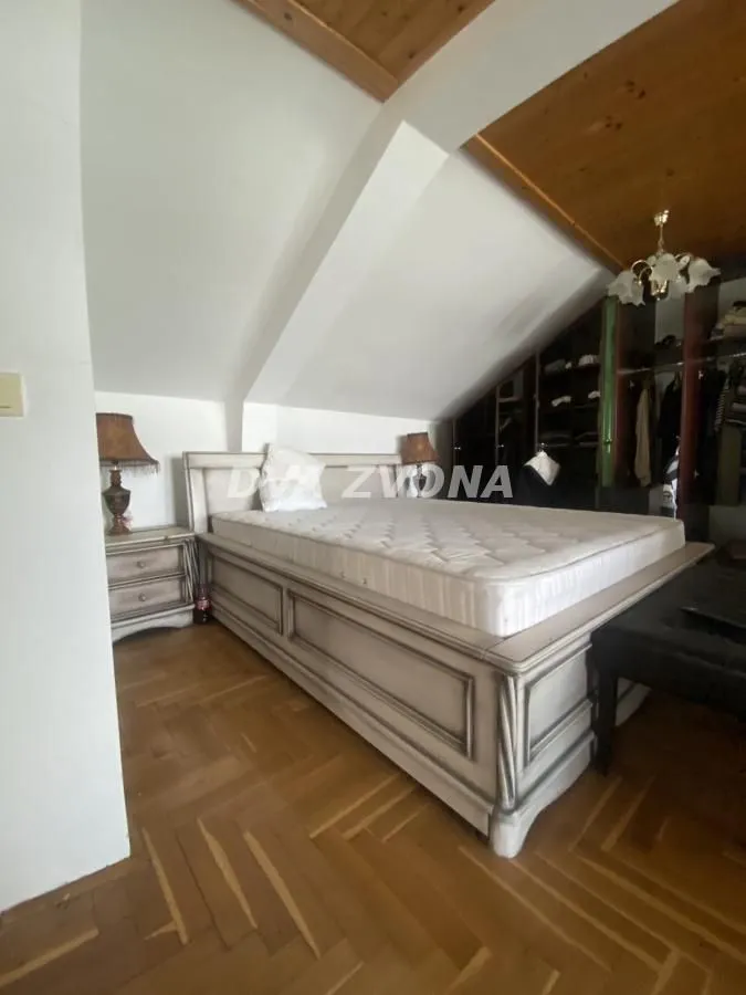Prodaja, kuća, 270m², Čortanovci, Inđija