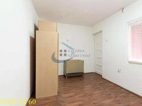 Prodaja, trosoban stan, 70m², Gundulićev Venac, Beograd - image 22