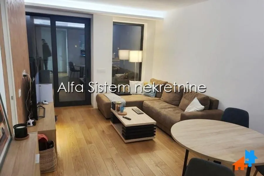 Izdavanje, dvosoban stan, 45m², Novi Beograd Sve Podlokacije, Beograd