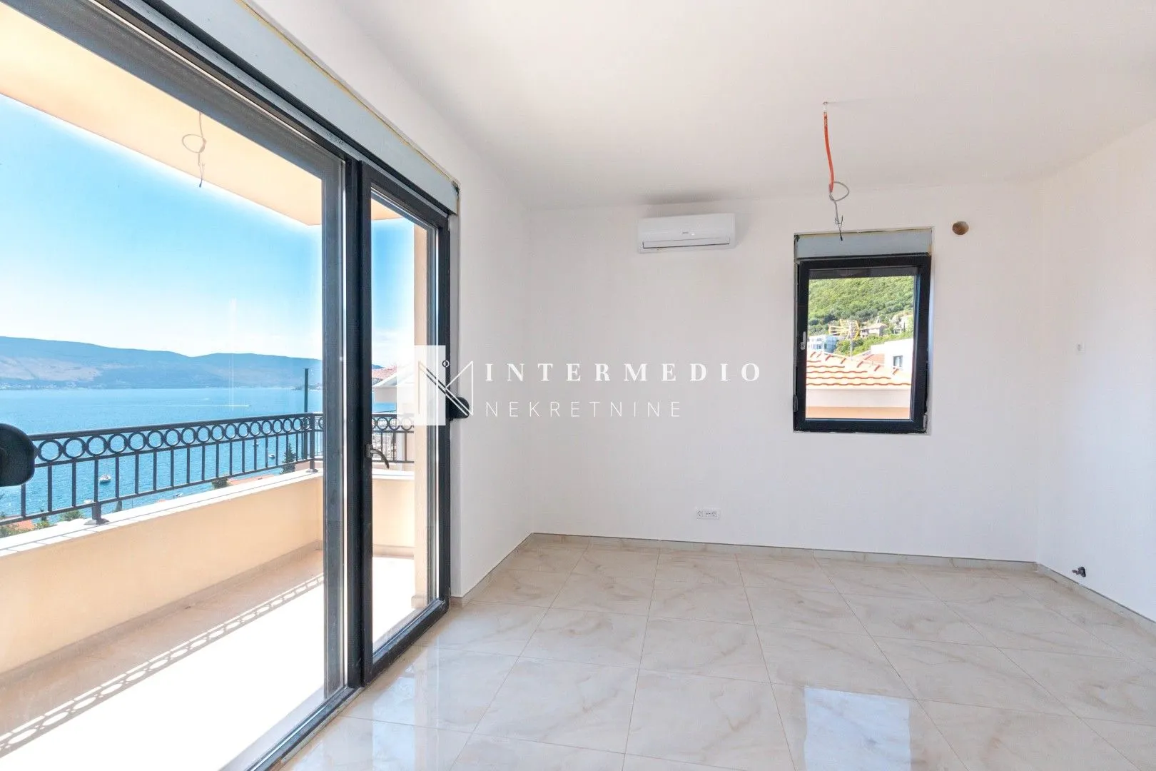 Prodaja, jednosoban stan, 44m², Kumbor, Herceg Novi