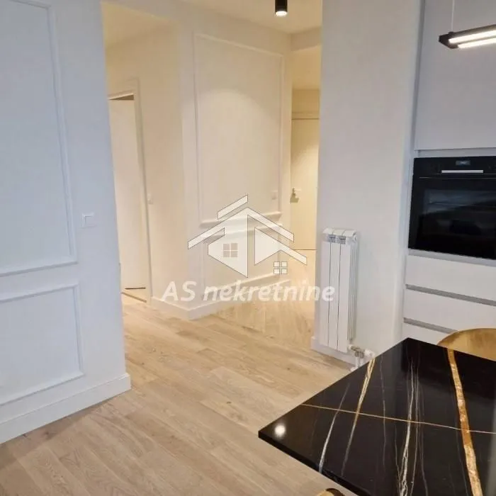Rent, four bedroom apartment, 109m², Savski Venac, Beograd