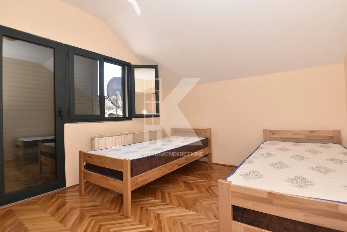 Rent, house, 200m², Stari Aerodrom, Podgorica