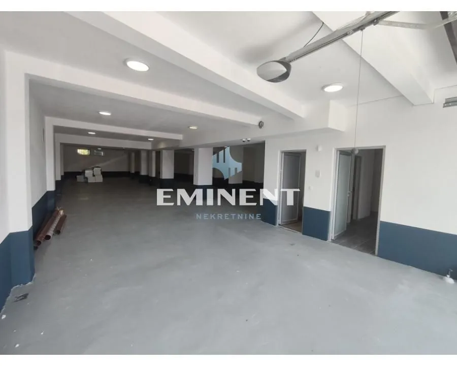 Rent, office space, 290m², Vojvode Vlahovica, Beograd