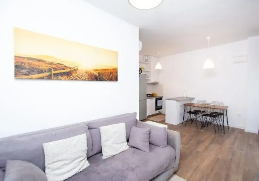 Prodaja, jednosoban stan, 29m², Centar, Tivat