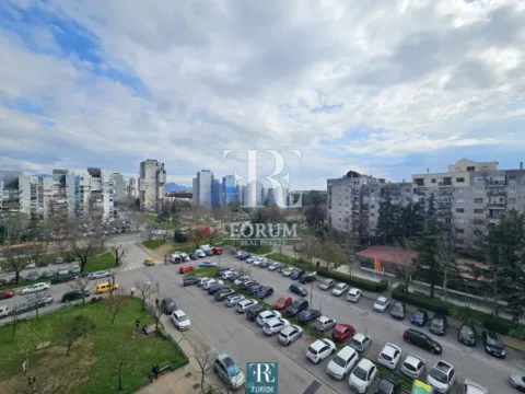 Prodaja, trosoban stan, 105m², Blok 6, Podgorica - image 12