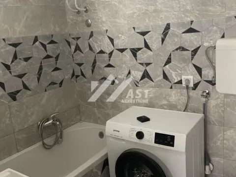 Izdavanje, jednosoban stan, 40m², Centar, Novi Sad - image 10