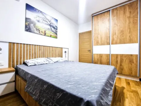 Izdavanje, dvosoban stan, 53m², City Kvart, Podgorica - image 1