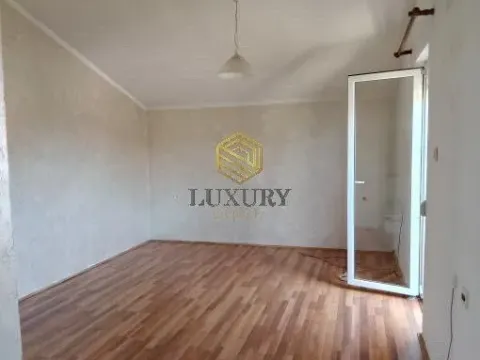 Rent, two bedroom apartment, 74m², Tološi, Podgorica - image 5