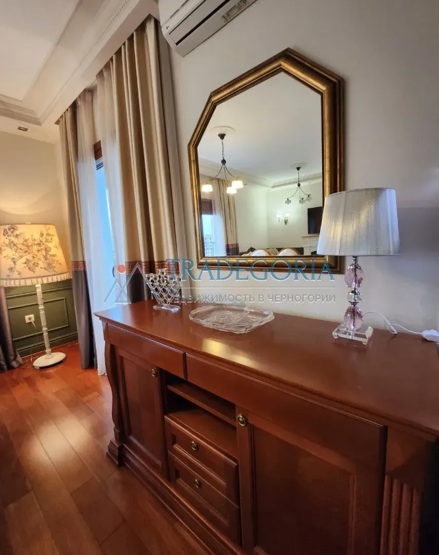Prodaja, dvosoban stan, 104m², Bar, Crna Gora