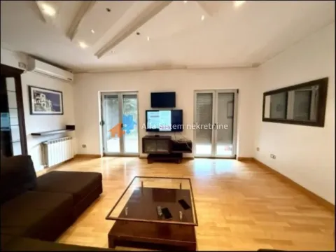 Rent, house, 200m², Surčin, Beograd - image 5