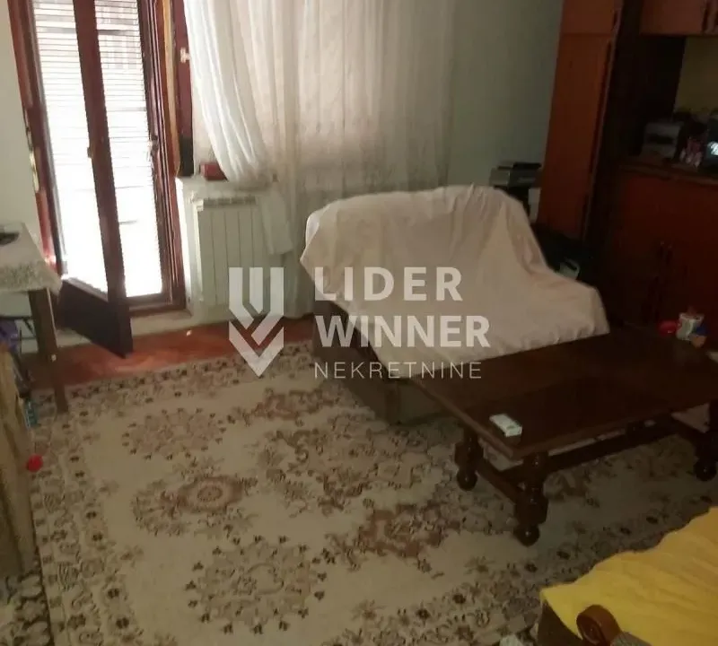 Sale, house, 247m², Voždovac Sve Podlokacije, Beograd