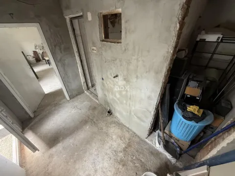 Prodaja, kuća, 186m², Pantelej, Niš - image 22