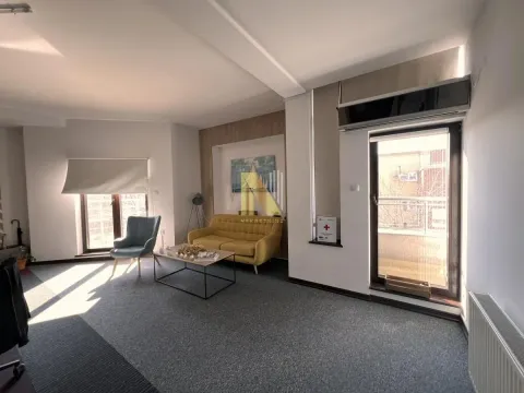 Izdavanje, poslovni prostor, 171m², Centar, Novi Sad - image 12