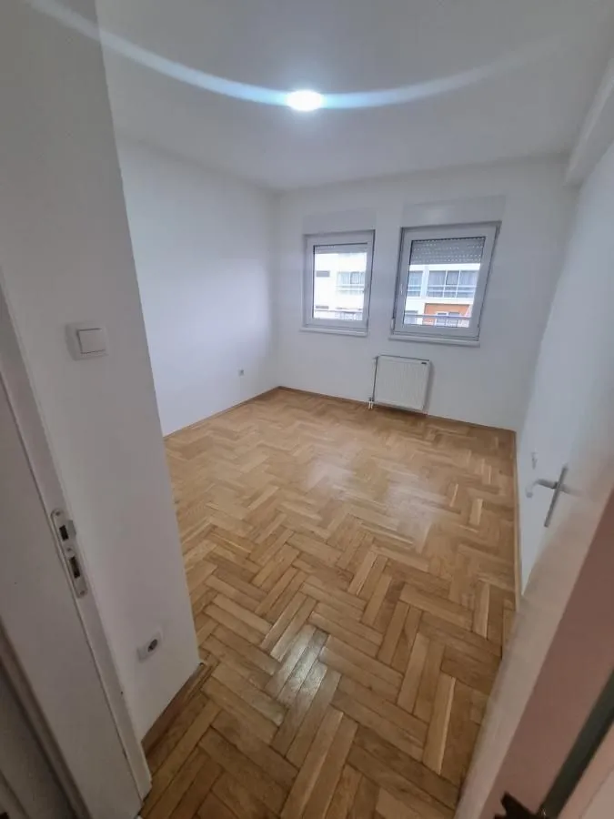 Prodaja, trosoban stan, 71m², Bulevar Evrope, Novi Sad Sve Podlokacije