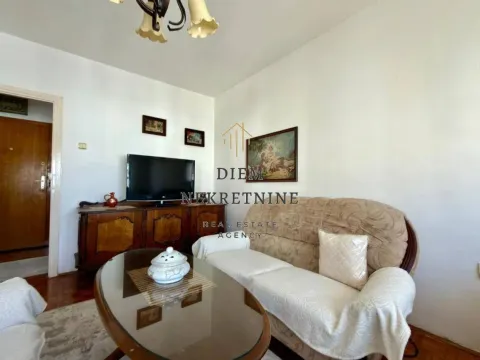 Rent, two bedroom apartment, 62m², Centar, Bar - image 8