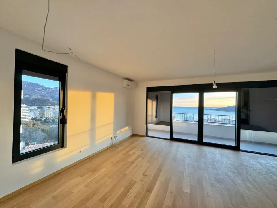 Prodaja, dvosoban stan, 85m², Bečići, Budva