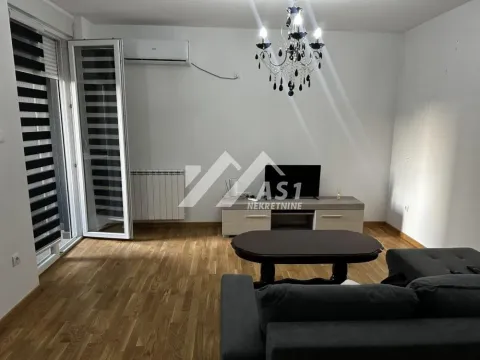 Izdavanje, trosoban stan, 68m², Detelinara, Novi Sad Sve Podlokacije - image 2