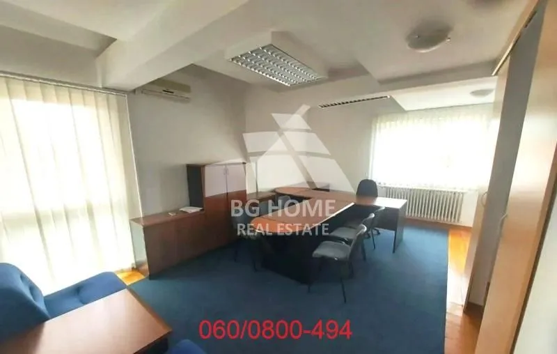Rent, office space, 350m², Čukarica, Beograd