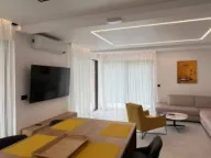 Izdavanje, kuća, 400m², Tivat, Crna Gora - image 3