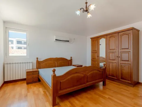 Prodaja, kuća, 400m², Dobre Vode, Bar - image 14