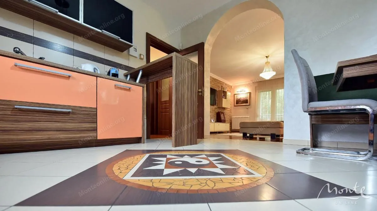 Prodaja, kuća, 175m², Podgorica, Crna Gora