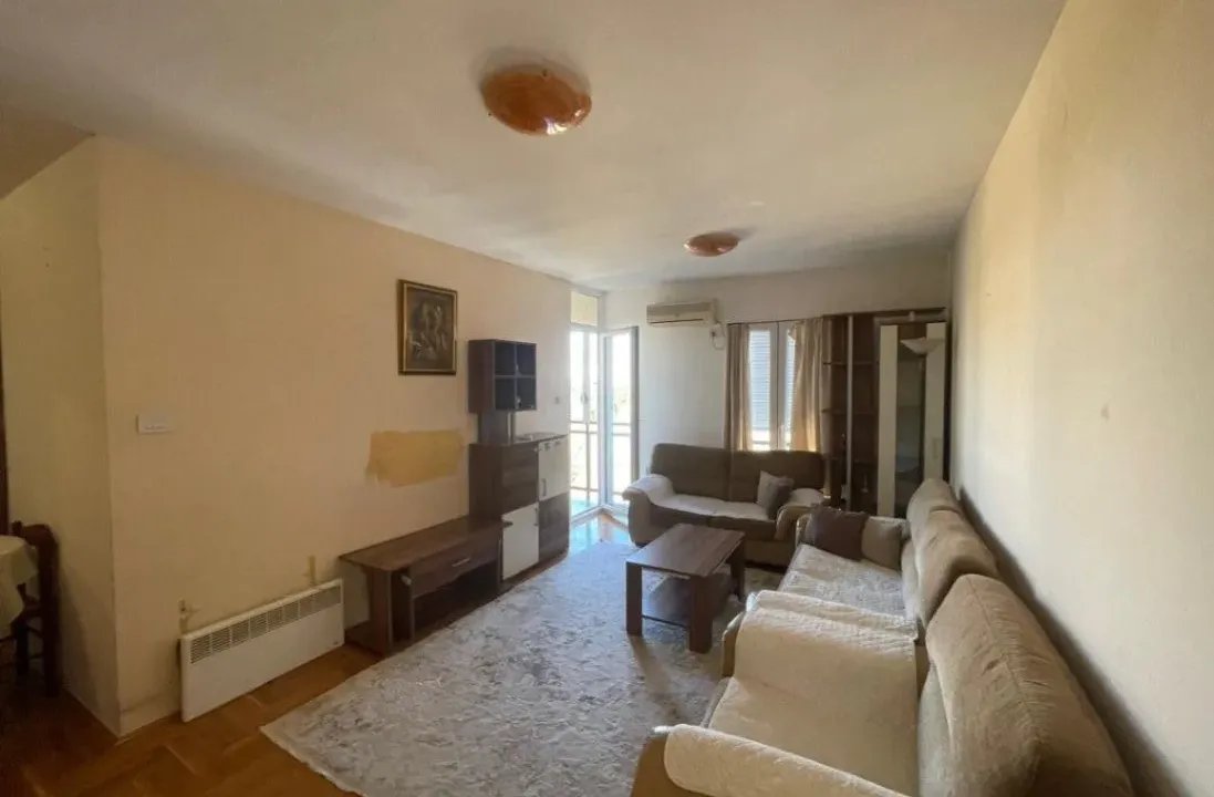 Izdavanje, dvosoban stan, 60m², City Kvart, Podgorica