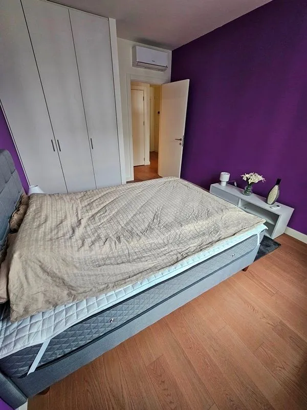 Izdavanje, dvosoban stan, 58m², Savski Venac, Beograd