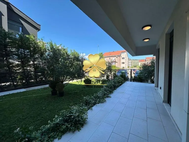 Rent, two bedroom apartment, 100m², Blok 9, Podgorica