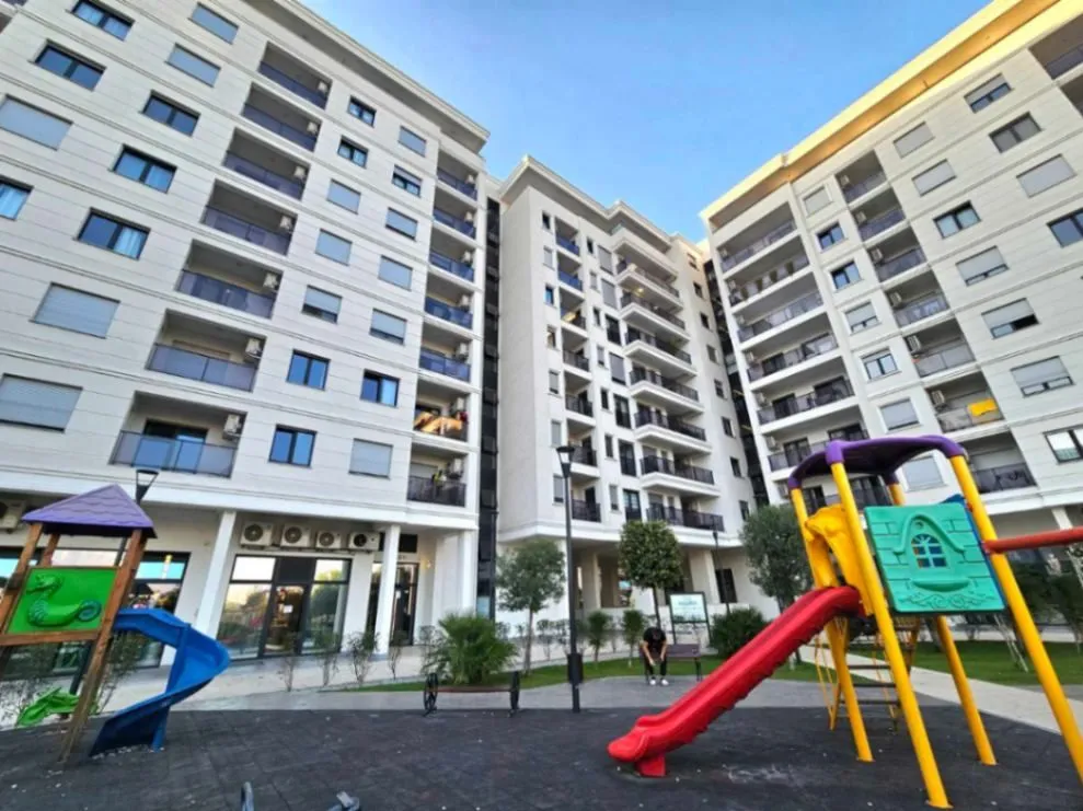 Prodaja, dvosoban stan, 70m², Tološka šuma, Podgorica