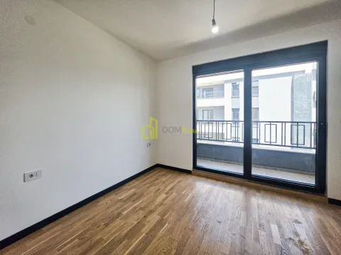 Prodaja, trosoban stan, 88m², Gorica C, Podgorica - image 4