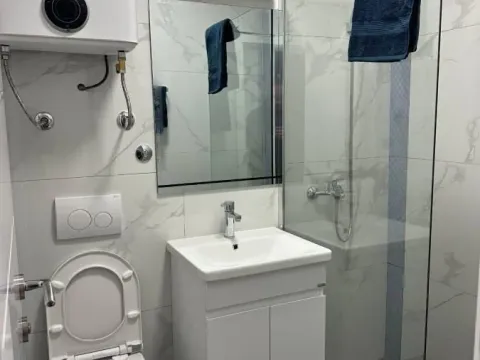 Izdavanje, trosoban stan, 57m², Savski Venac, Beograd - image 14