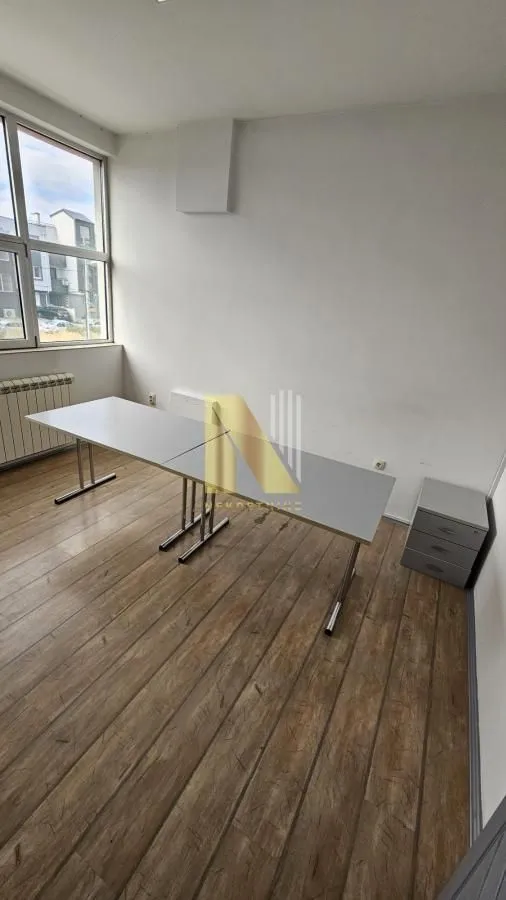 Rent, office space, 1200m², Veternik, Novi Sad Sve Podlokacije
