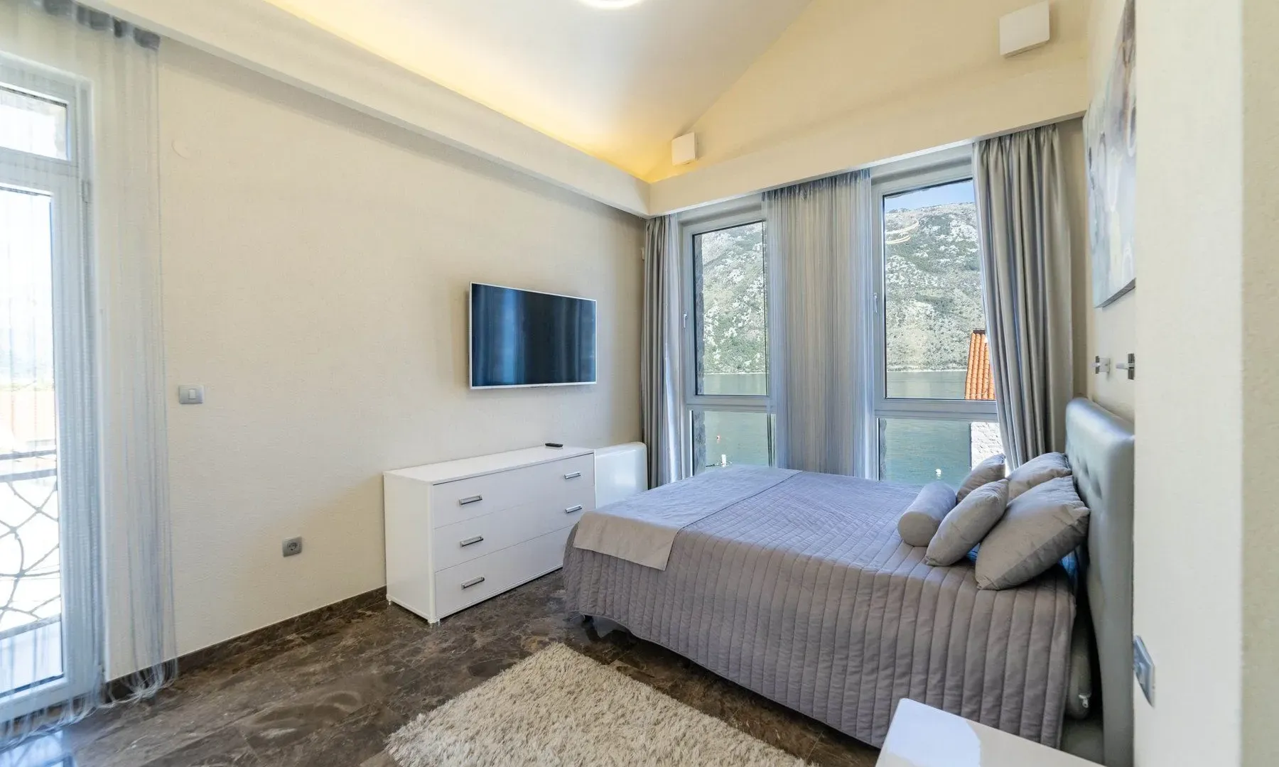 Prodaja, ugostiteljski objekat, 731m², Stoliv, Kotor
