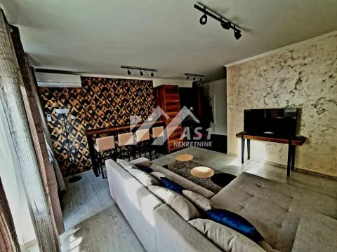 Izdavanje, dvosoban stan, 57m², Novi Sad Sve Podlokacije, Novi Sad - image 1