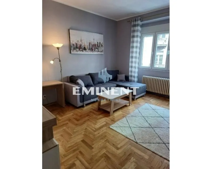 Izdavanje, dvosoban stan, 60m², Stari Grad, Beograd