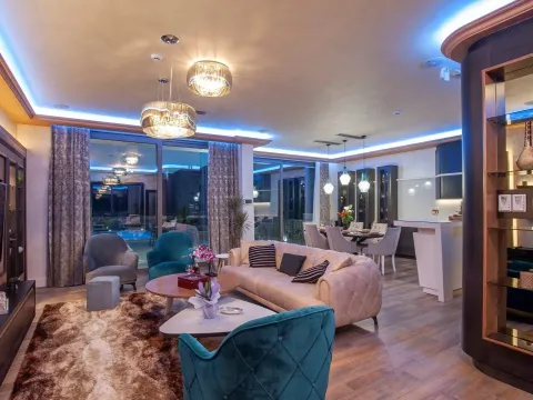 Prodaja, kuća, 190m², Prijevor, Budva - image 9