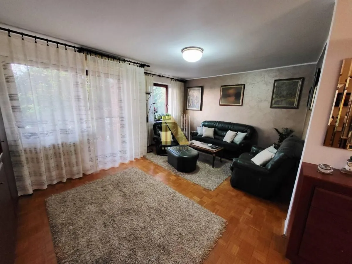 Prodaja, trosoban stan, 83m², Telep, Novi Sad Sve Podlokacije