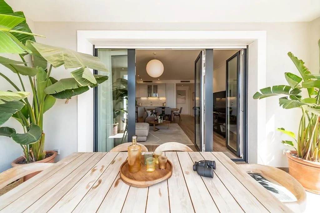 Prodaja, trosoban stan, 105m², Tivat, Crna Gora