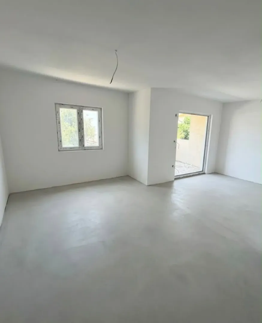 Prodaja, dvosoban stan, 69m², Lastva Grbaljska, Kotor