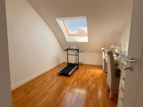 Prodaja, stan, 100m², Novo naselje, Novi Sad - image 13