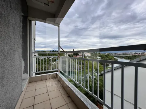 Izdavanje, trosoban stan, 85m², Krivi Most, Podgorica - image 16