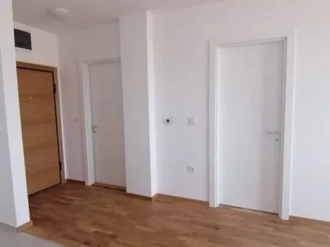 Rent, one bedroom apartment, 38m², Sajmište, Novi Sad - image 3